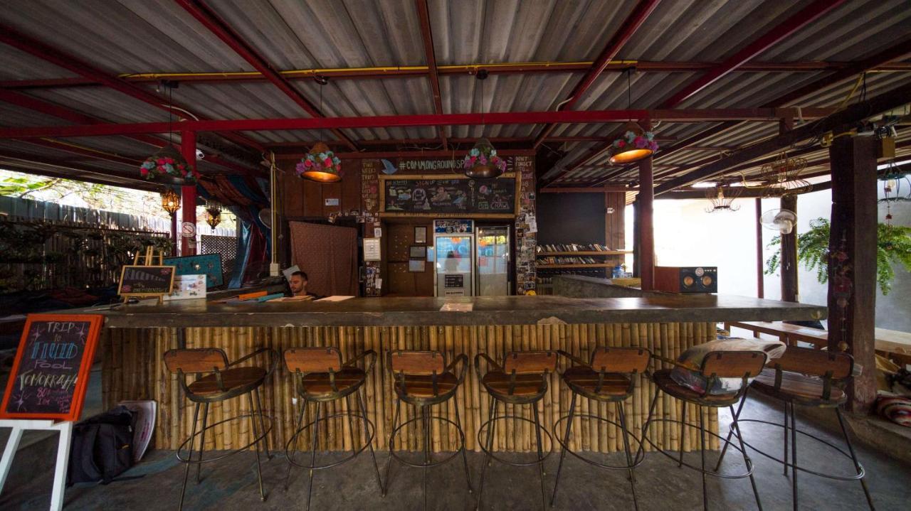 Common Grounds Pai Hostel Bagian luar foto